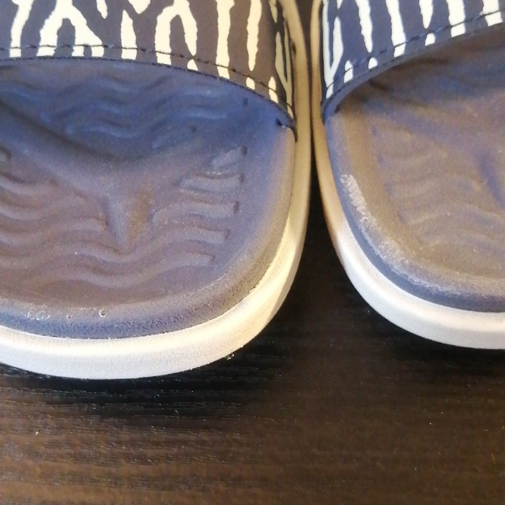 Native sandals - Picture 2 of 5